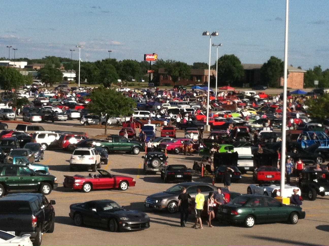 Cruise-In At Capital Mall